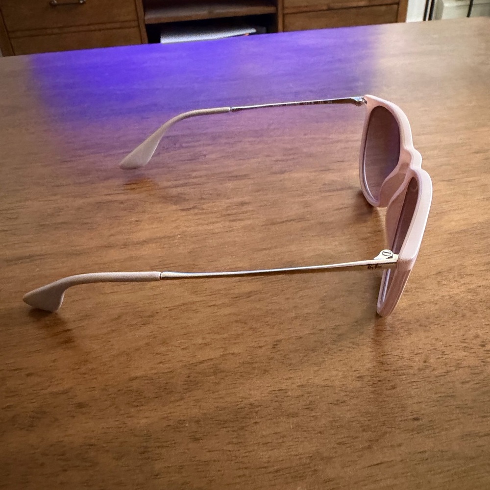 Ray-Ban Erika Sunglasses - Picture 3 of 8